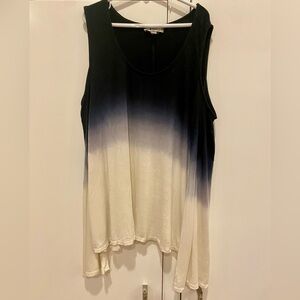 NYTT Cold Shoulder Top